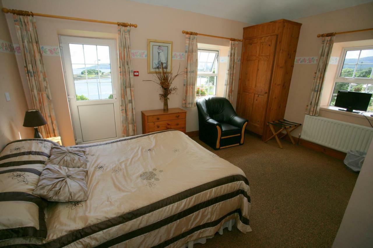 Cottage Heights B&B Castletownbere Esterno foto