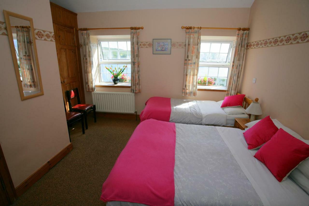 Cottage Heights B&B Castletownbere Esterno foto